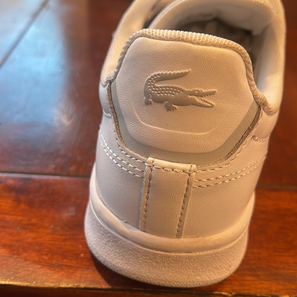 Lacoste shoes - Picture 5 of 5
